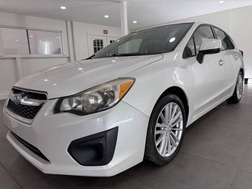 Off White 2012 Subaru Impreza 2.0i Premium