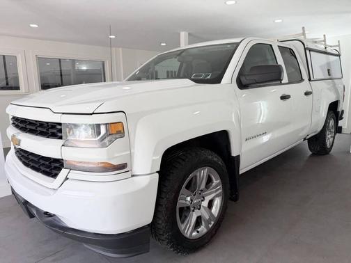 Summit White 2016 Chevrolet Silverado 1500 Custom