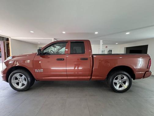 Copperhead Pearlcoat 2013 RAM 1500 Tradesman/Express