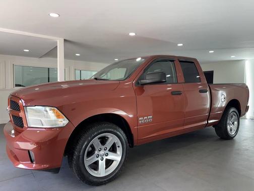 Copperhead Pearlcoat 2013 RAM 1500 Tradesman/Express