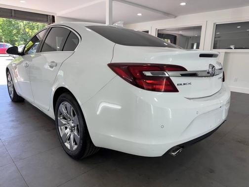 White 2015 Buick Regal Turbo Premium I