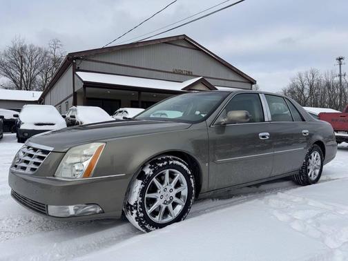 2010 Cadillac DTS Luxury Collection