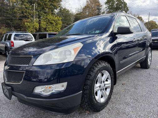 2011 Chevrolet Traverse LS