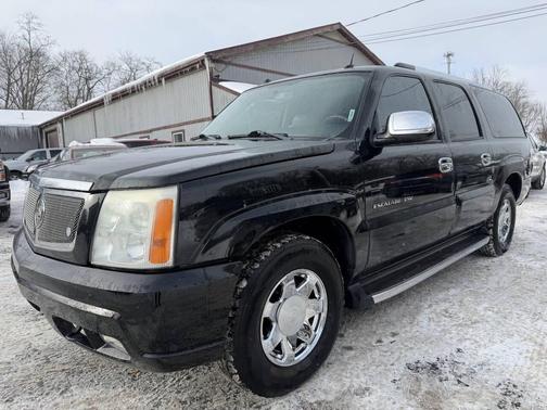 2004 Cadillac Escalade ESV Base
