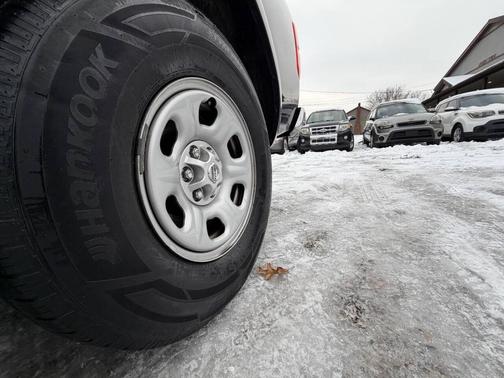 2016 Nissan Frontier S