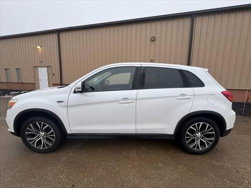 2018 Mitsubishi Outlander Sport 2.0 LE