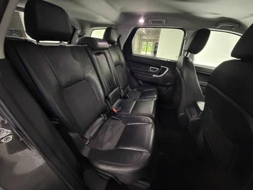 Gray 2016 Land Rover Discovery Sport SE