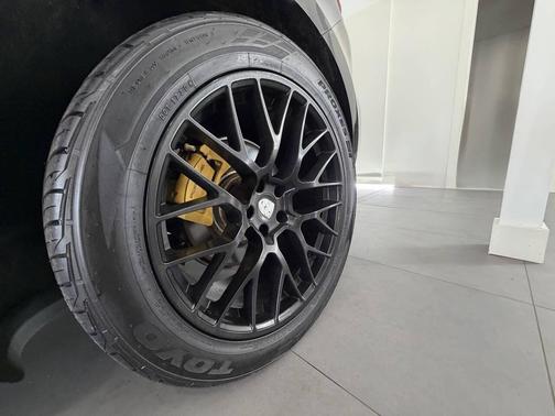 Black 2015 Porsche Macan Macan S