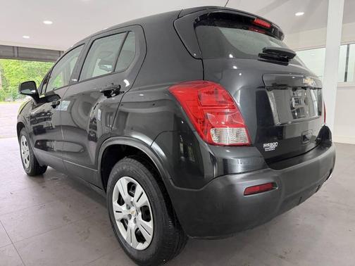 Black 2016 Chevrolet Trax LS