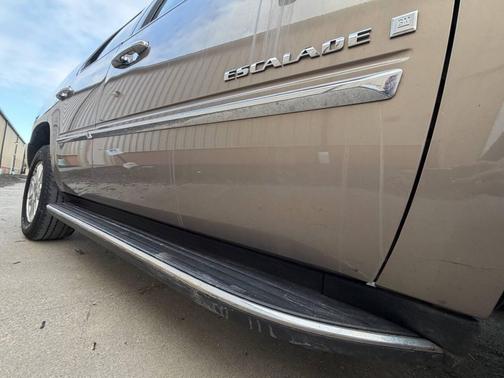 2007 Cadillac Escalade Base