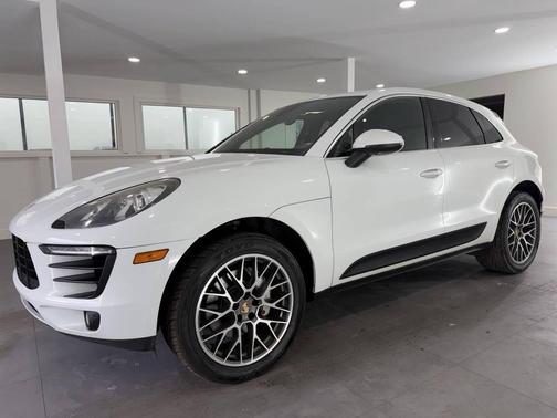 2017 Porsche Macan S
