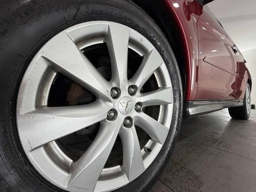 Rally Red Metallic 2014 Mitsubishi Outlander Sport SE