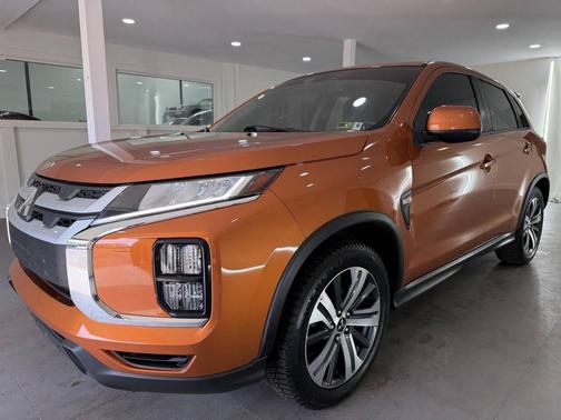 Orange Sunrise Metallic 2022 Mitsubishi Outlander Sport 2.0 SP