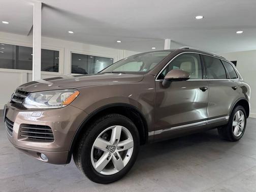 2014 Volkswagen Touareg TDI Lux