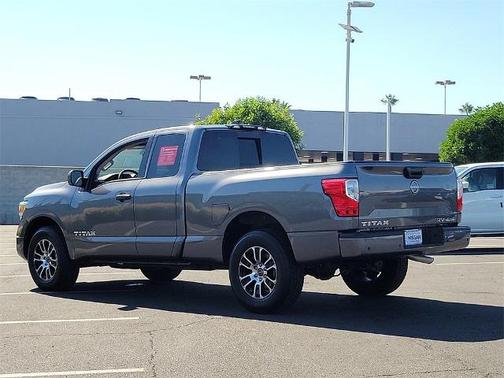 2024 Nissan Titan SV