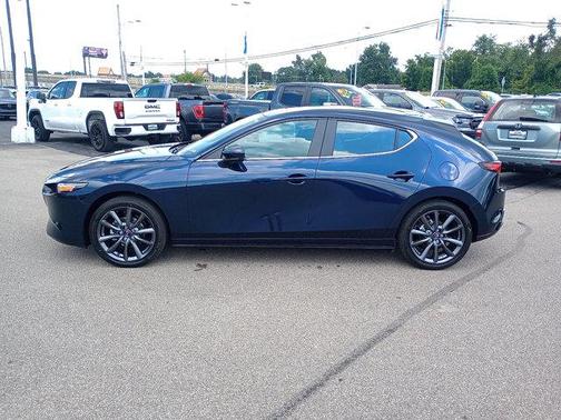 2025 Mazda Mazda3 FWD w/Preferred Package