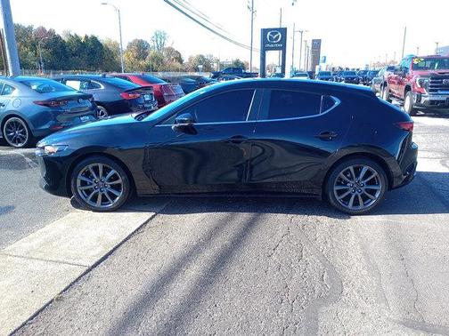 2023 Mazda Mazda3 FWD w/Preferred Package