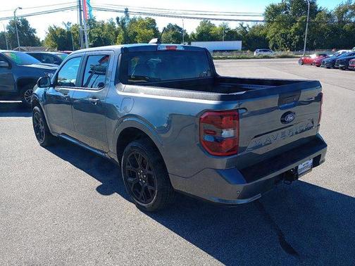 2025 Ford Maverick Lobo Standard