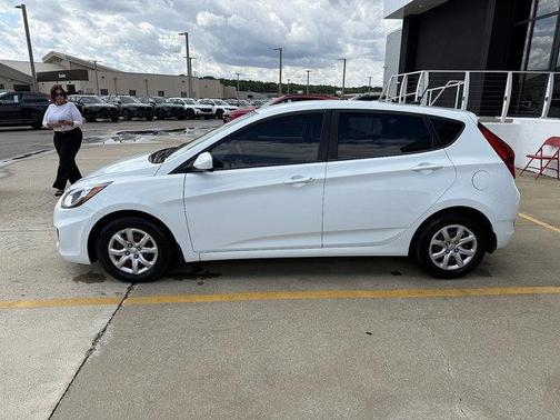 2014 Hyundai Accent GS