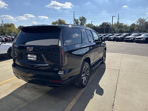 2025 Cadillac Escalade Sport