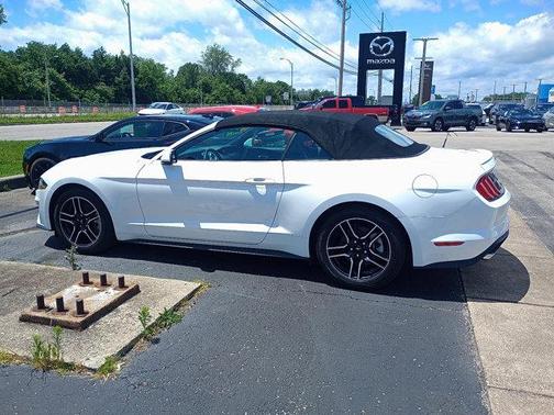 2022 Ford Mustang EcoBoost Premium