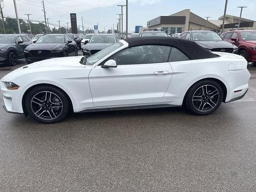 2022 Ford Mustang EcoBoost Premium