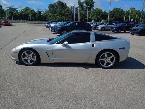 2007 Chevrolet Corvette Base