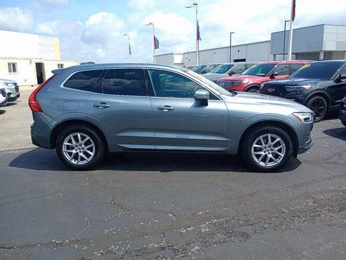 2019 Volvo XC60 T5 Momentum