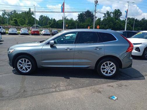 2019 Volvo XC60 T5 Momentum