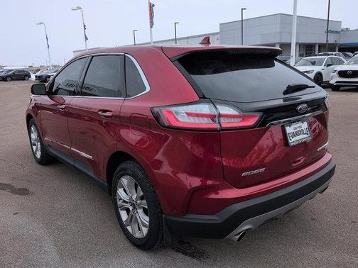2020 Ford Edge Titanium