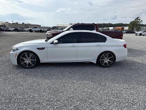 2015 BMW M5 Base