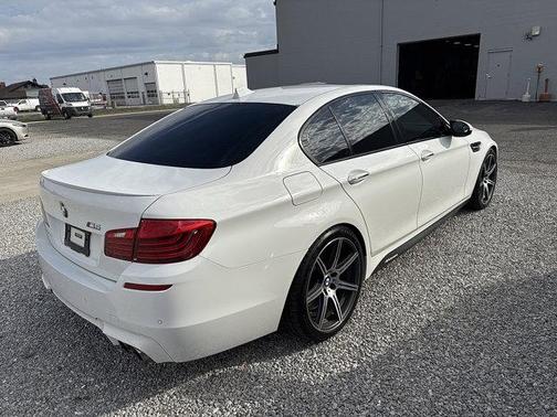 2015 BMW M5 Base
