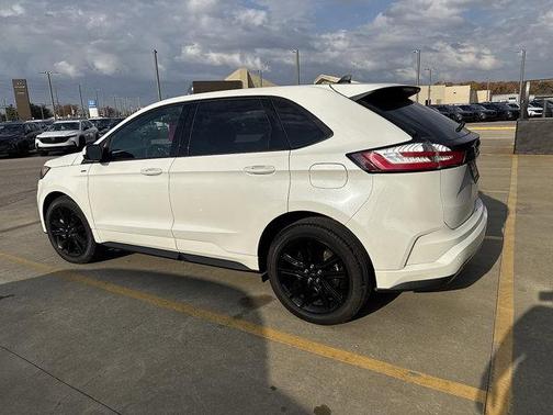 2024 Ford Edge ST Line