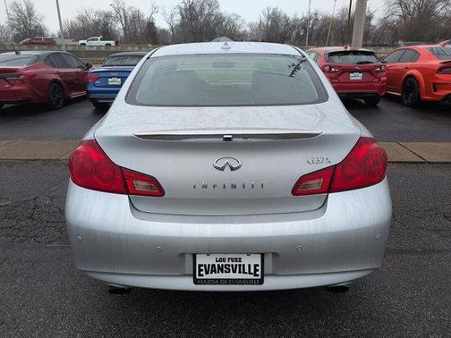 2010 INFINITI G37x Base