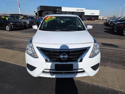 2018 Nissan Versa 1.6 SV