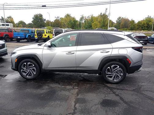 2025 Hyundai TUCSON Hybrid Limited