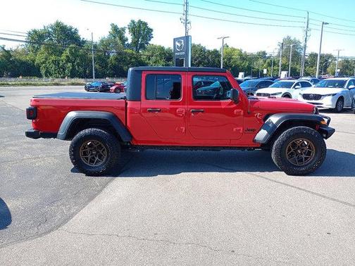2022 Jeep Gladiator Sport