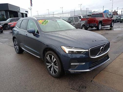 2022 Volvo XC60 B5 Inscription