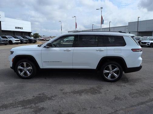 Bright White Clearcoat 2021 Jeep Grand Cherokee L Limited