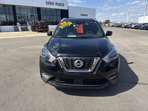 2020 Nissan Kicks SR