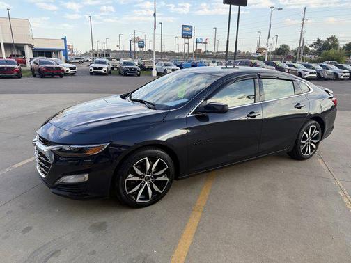 2023 Chevrolet Malibu FWD RS