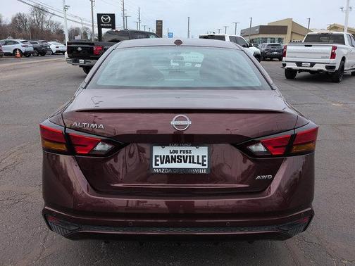 2025 Nissan Altima SV AWD