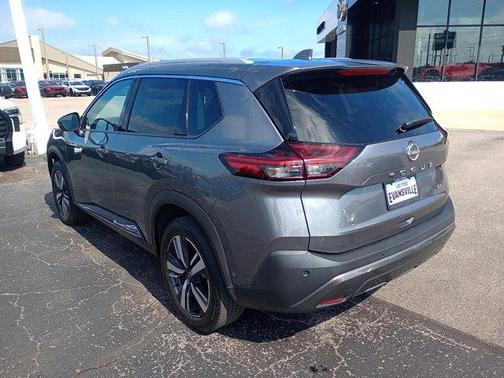 2023 Nissan Rogue SL