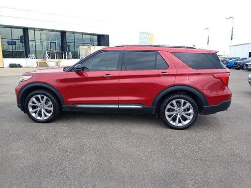 2022 Ford Explorer Platinum