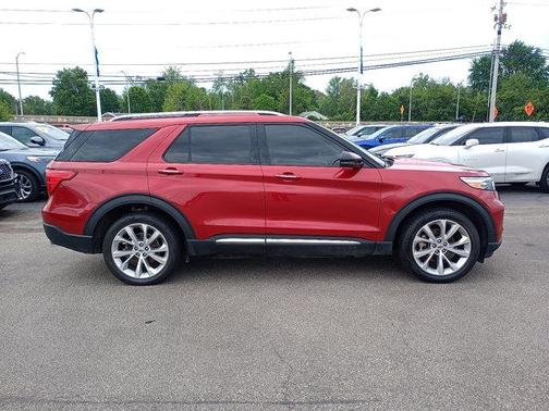 2022 Ford Explorer Platinum