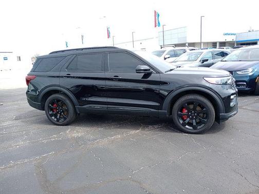 2023 Ford Explorer ST