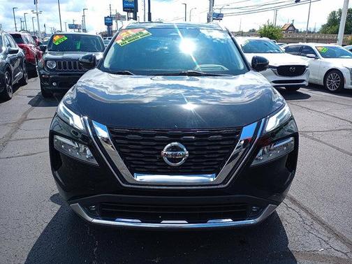 2021 Nissan Rogue Platinum