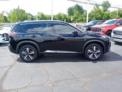 2021 Nissan Rogue Platinum