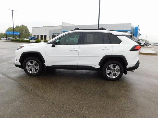 2024 Toyota RAV4 Hybrid LE