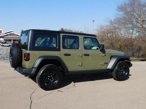 2025 Jeep Wrangler Sport